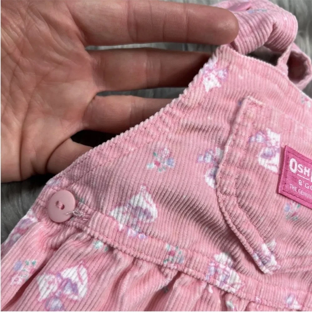 OshKosh Bgosh flat pair